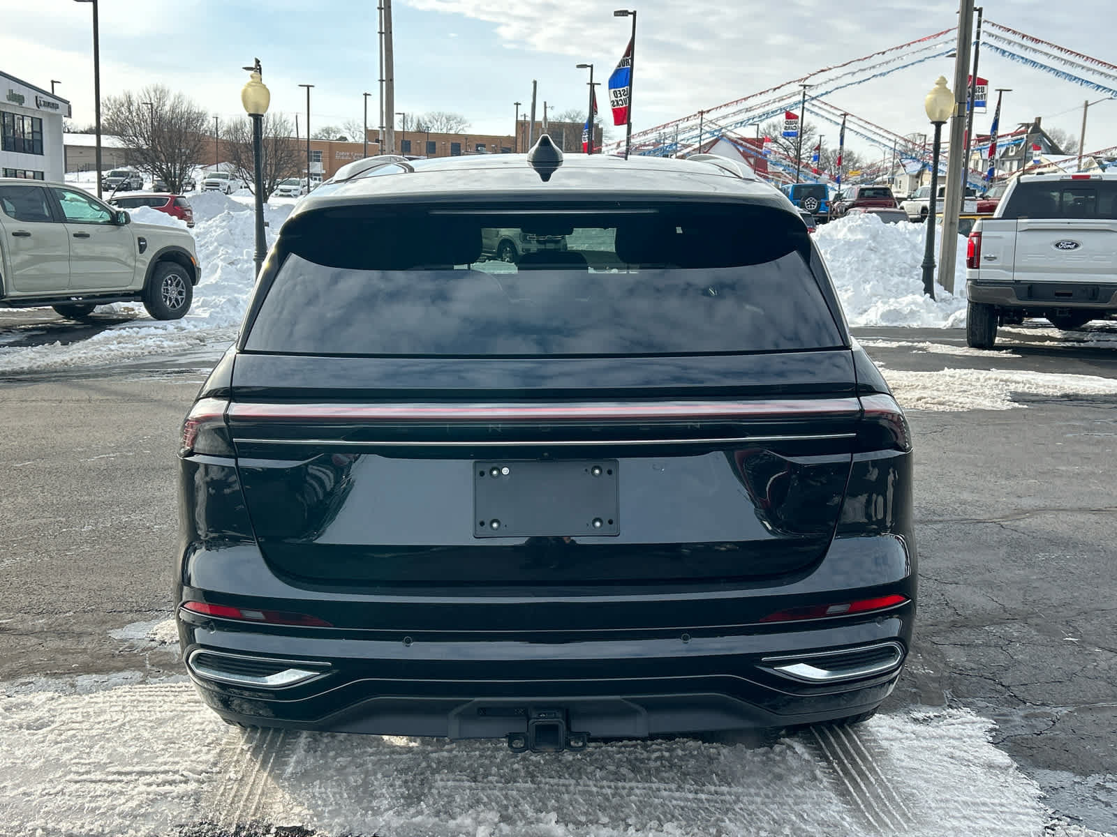 Used 2024 Lincoln Nautilus Reserve AWD/4WD image 6