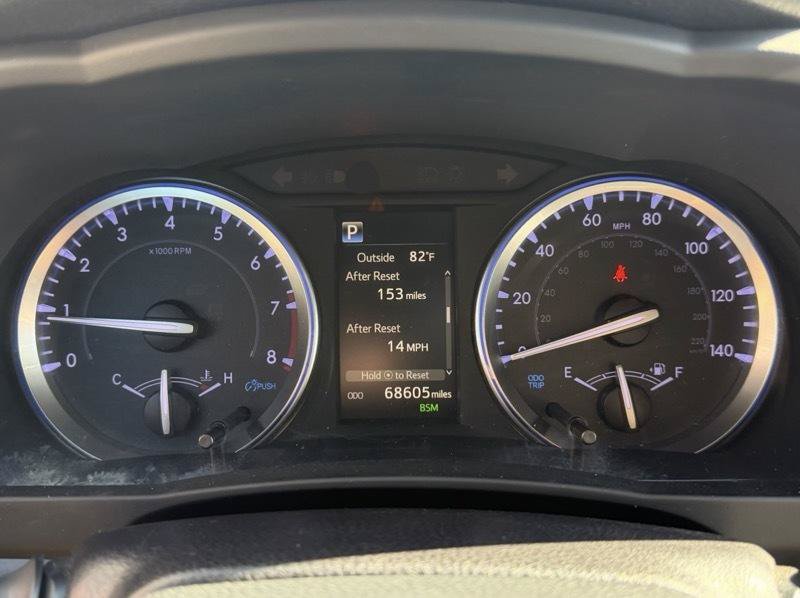 Used 2019 Toyota Highlander XLE FWD image 20