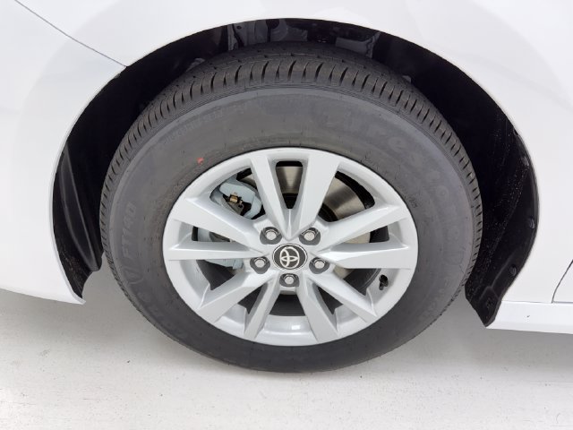 New 2026 Toyota Camry LE w/ Convenience Package FWD image 7
