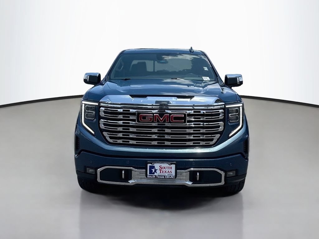 Used 2024 GMC Sierra 1500 Denali w/ Denali Reserve Package AWD/4WD image 2