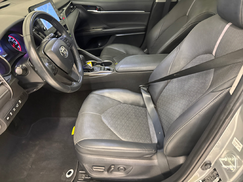 Used 2023 Toyota Camry XSE w/ Navigation Package FWD image 18