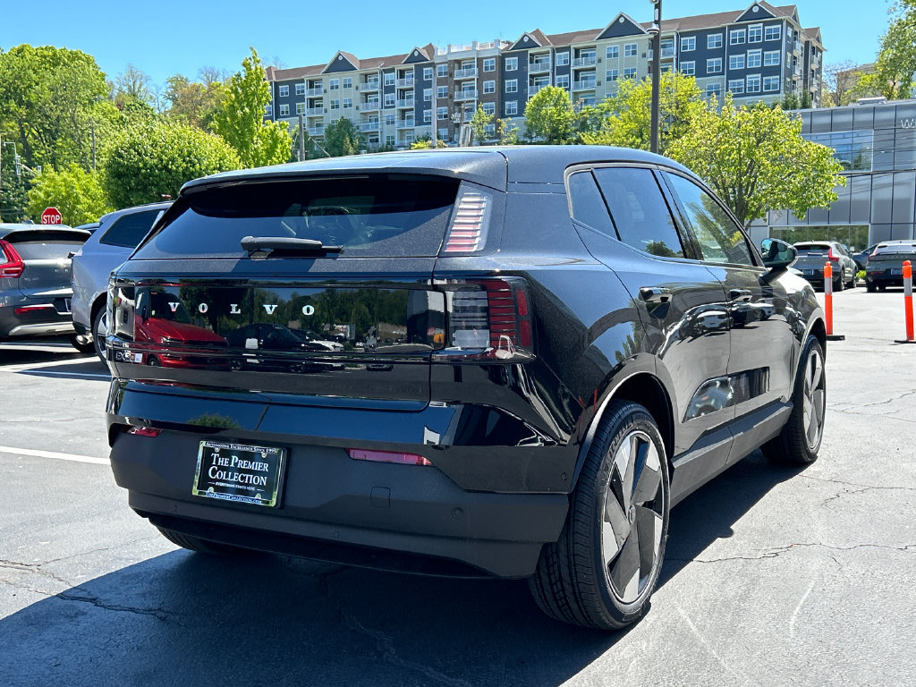 New 2026 Volvo EX30 Ultra w/ Protection Package AWD/4WD image 2
