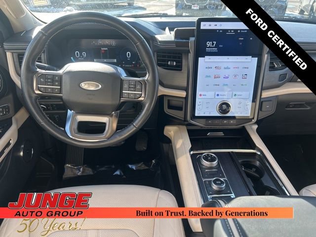 Certified 2024 Ford Expedition Platinum image 4