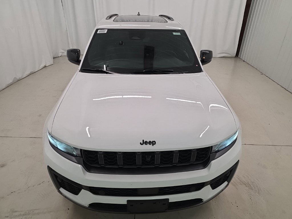 New 2026 Jeep Grand Cherokee Limited AWD/4WD image 9