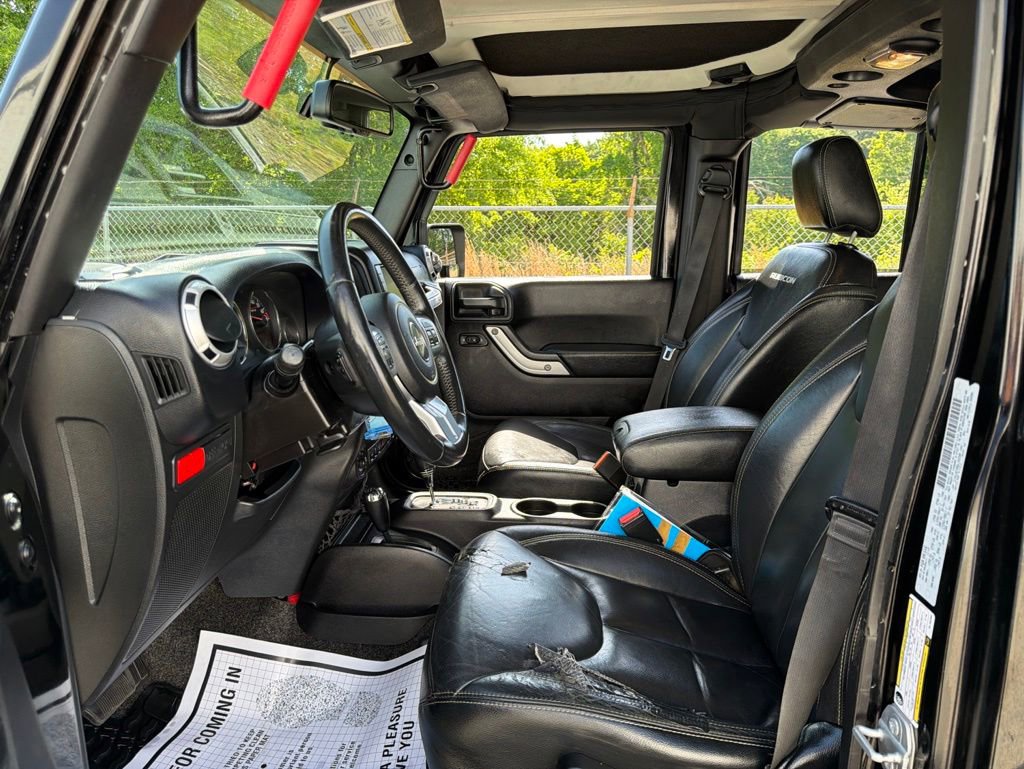 Used 2016 Jeep Wrangler Unlimited Rubicon AWD/4WD image 21