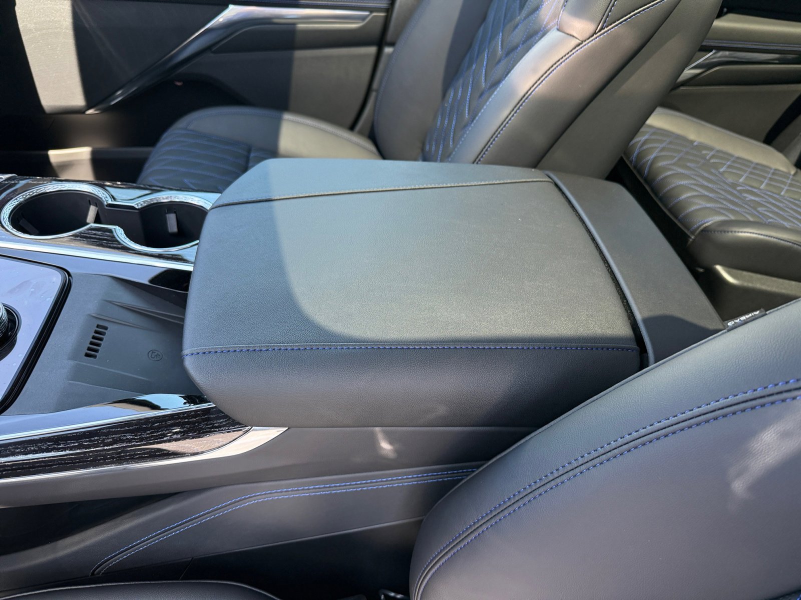 New 2026 Cadillac Escalade IQ Luxury 1 image 14