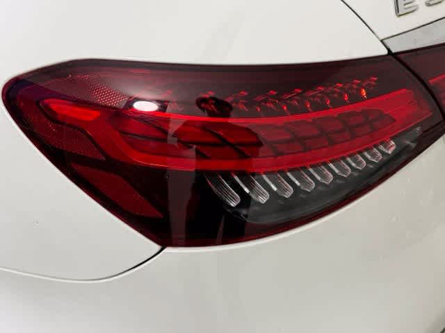 Used 2021 Mercedes-Benz E 350 Sedan image 13