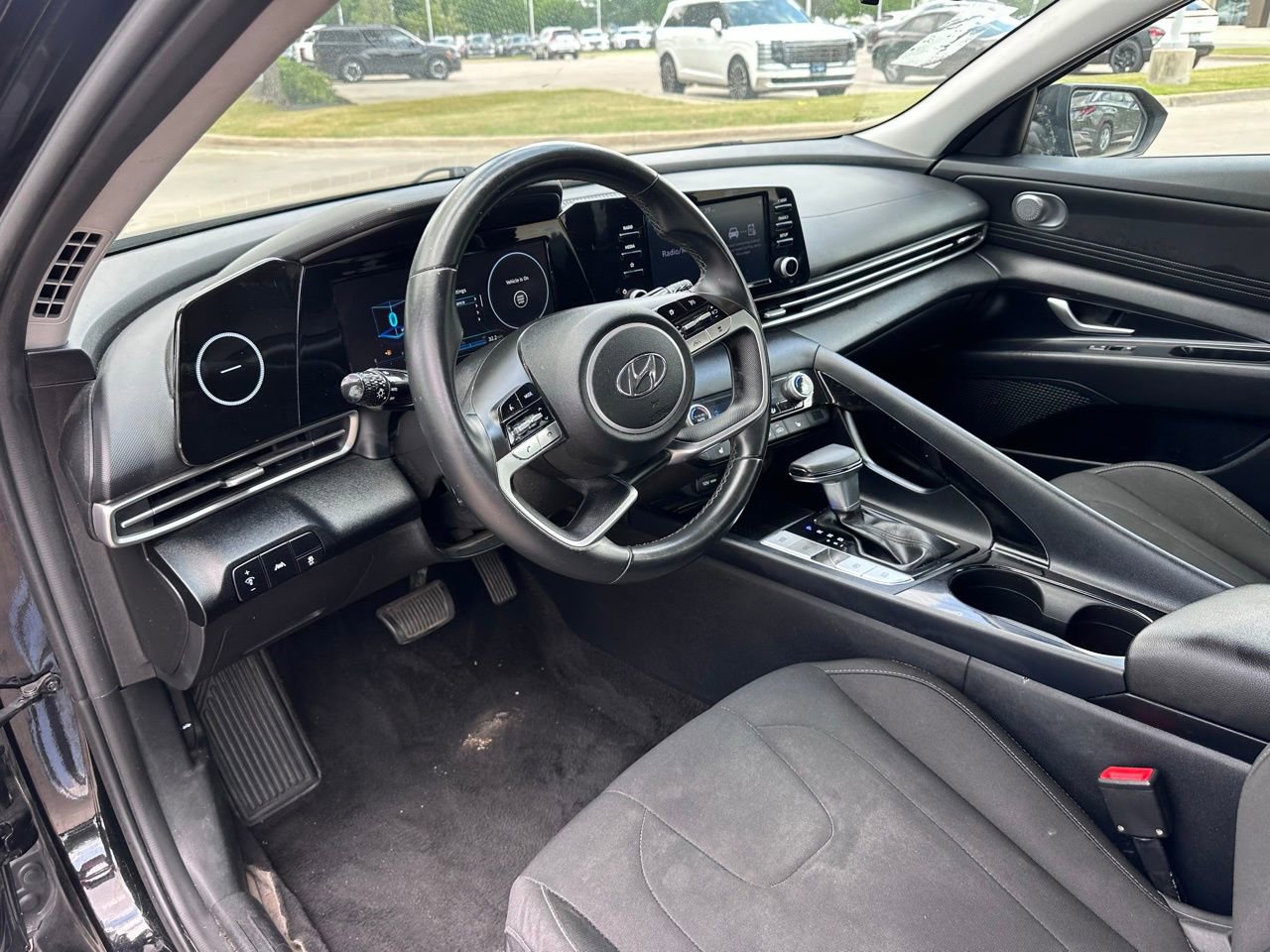 Used 2021 Hyundai Elantra SEL w/ Convenience Package image 21