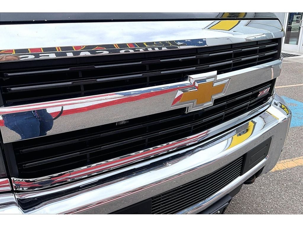 Used 2015 Chevrolet Silverado 2500 LTZ w/ Duramax Plus Package AWD/4WD image 32