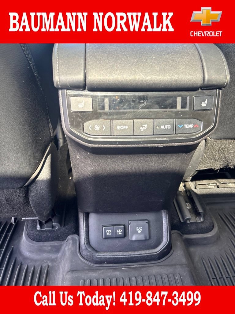 Used 2021 Toyota Highlander Platinum AWD/4WD image 39