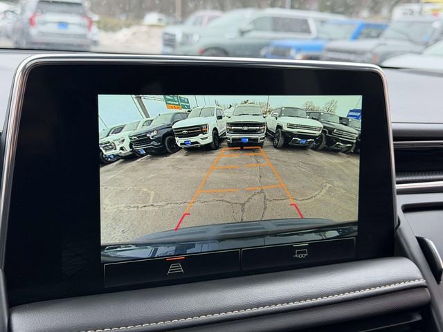 Used 2023 GMC Yukon XL SLT image 23