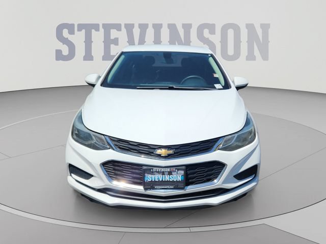 Used 2017 Chevrolet Cruze LT FWD image 8