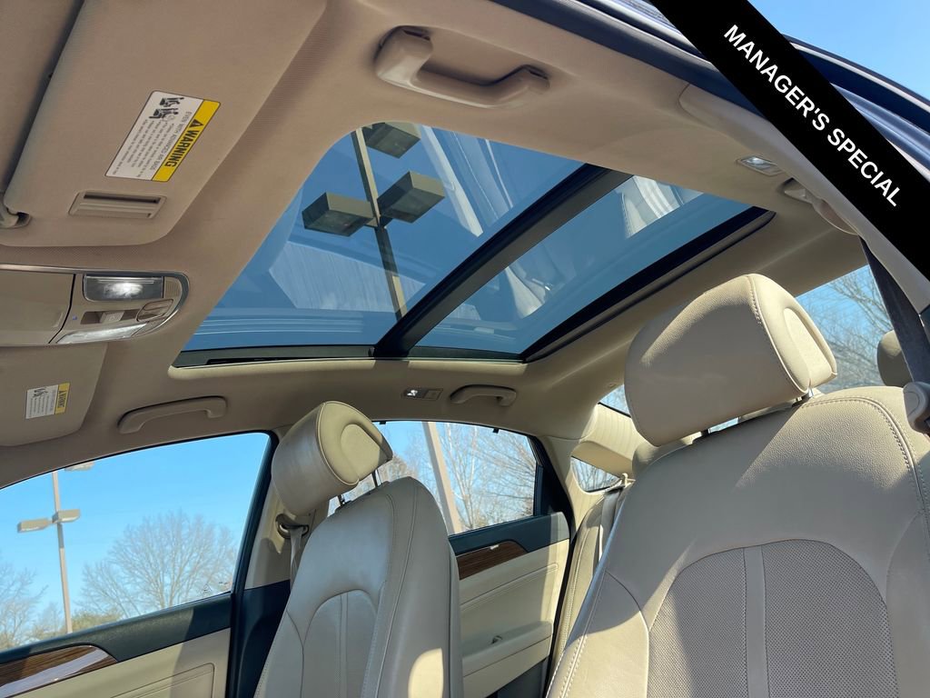 Used 2015 Hyundai Sonata Limited w/ Option Group 05 FWD image 13