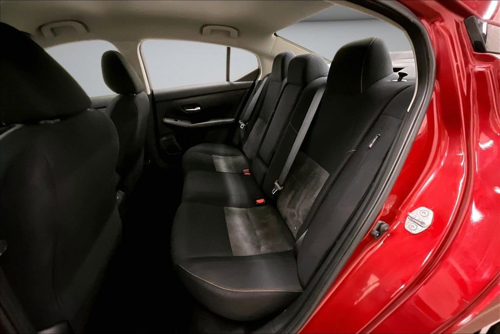 Used 2023 Nissan Sentra SR w/ Electronics Package FWD image 22