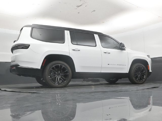 New 2026 Jeep Grand Wagoneer Summit w/ Rear Seat Video Group I AWD/4WD image 52