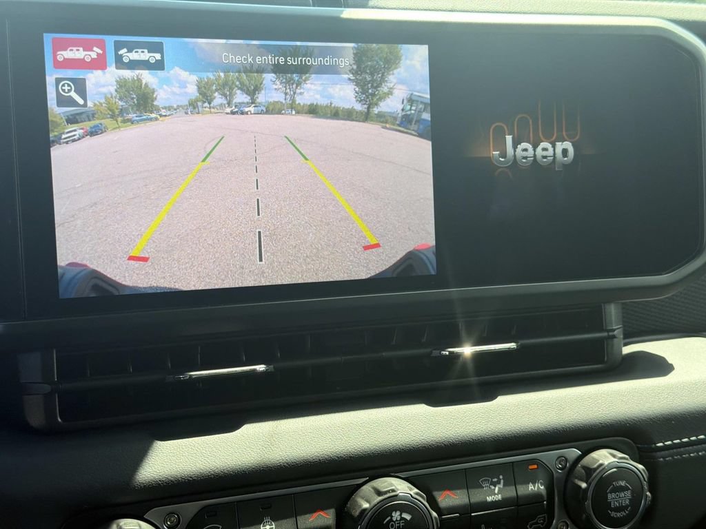 New 2026 Jeep Gladiator Rubicon AWD/4WD image 7