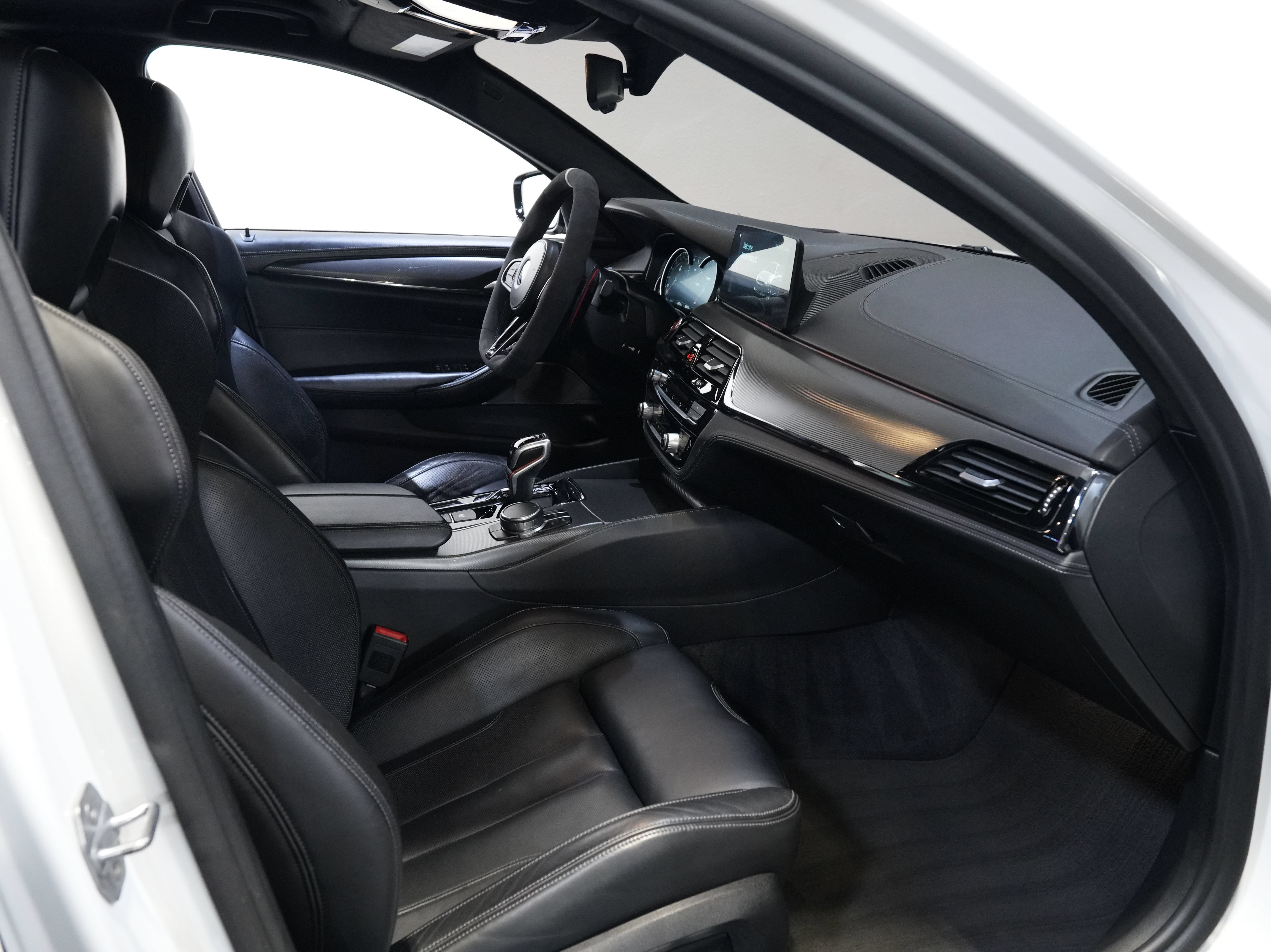 Used 2018 BMW M5 w/ Executive Package AWD/4WD image 35