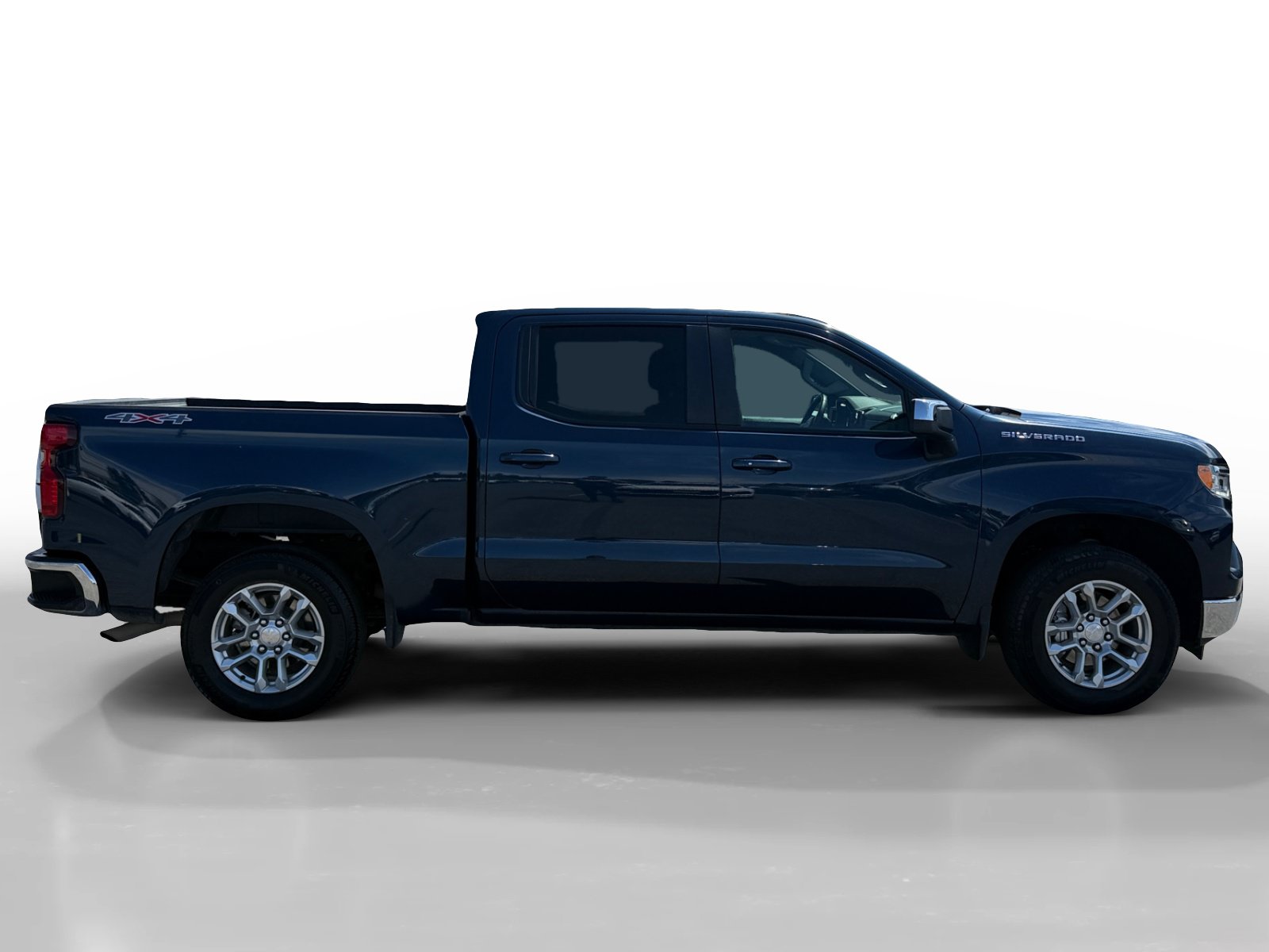 Used 2023 Chevrolet Silverado 1500 LT AWD/4WD image 6
