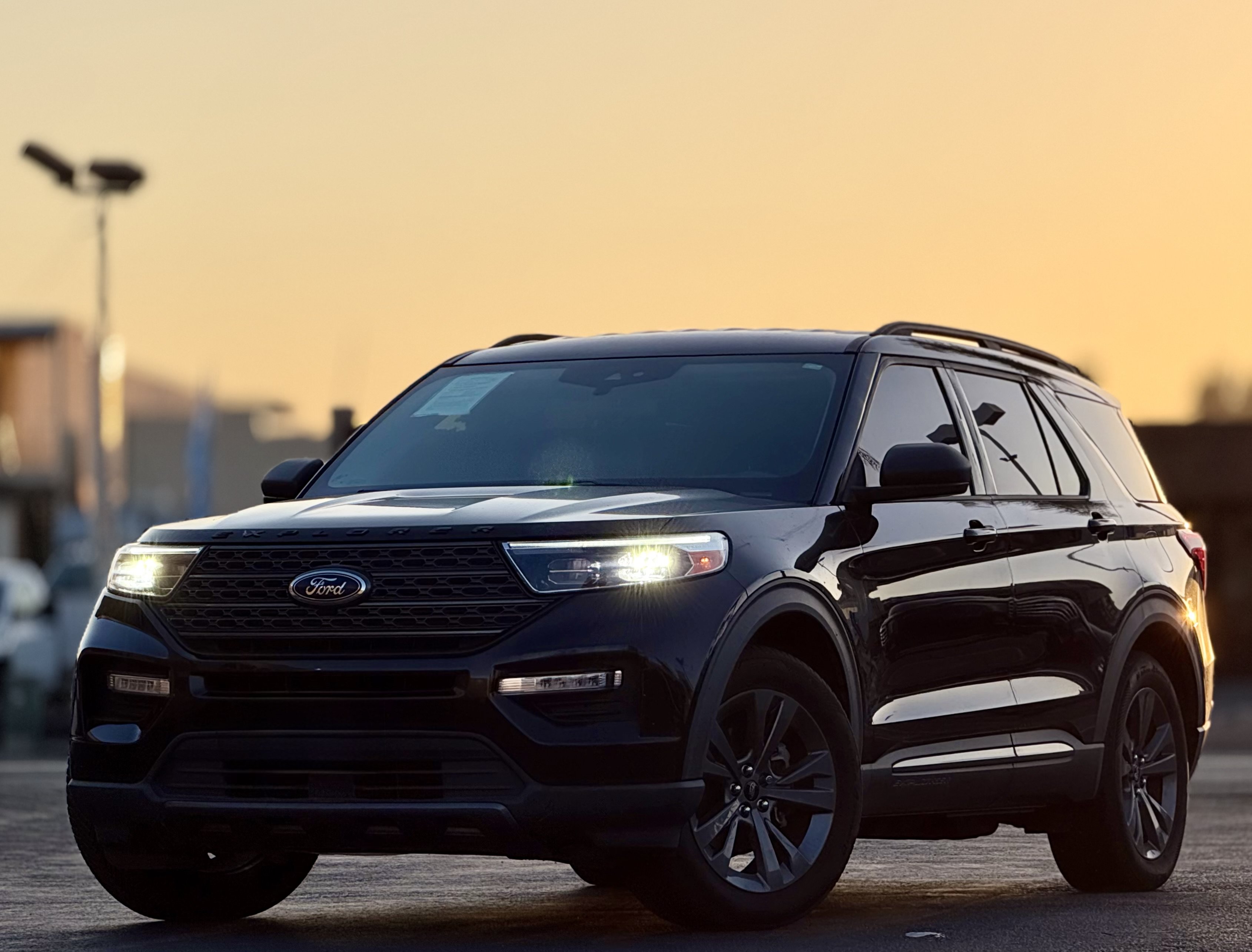 Used 2021 Ford Explorer XLT w/ Equipment Group 202A