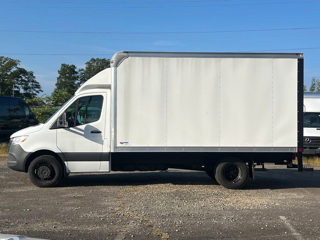 Used 2024 Mercedes-Benz Sprinter 4500 image 7