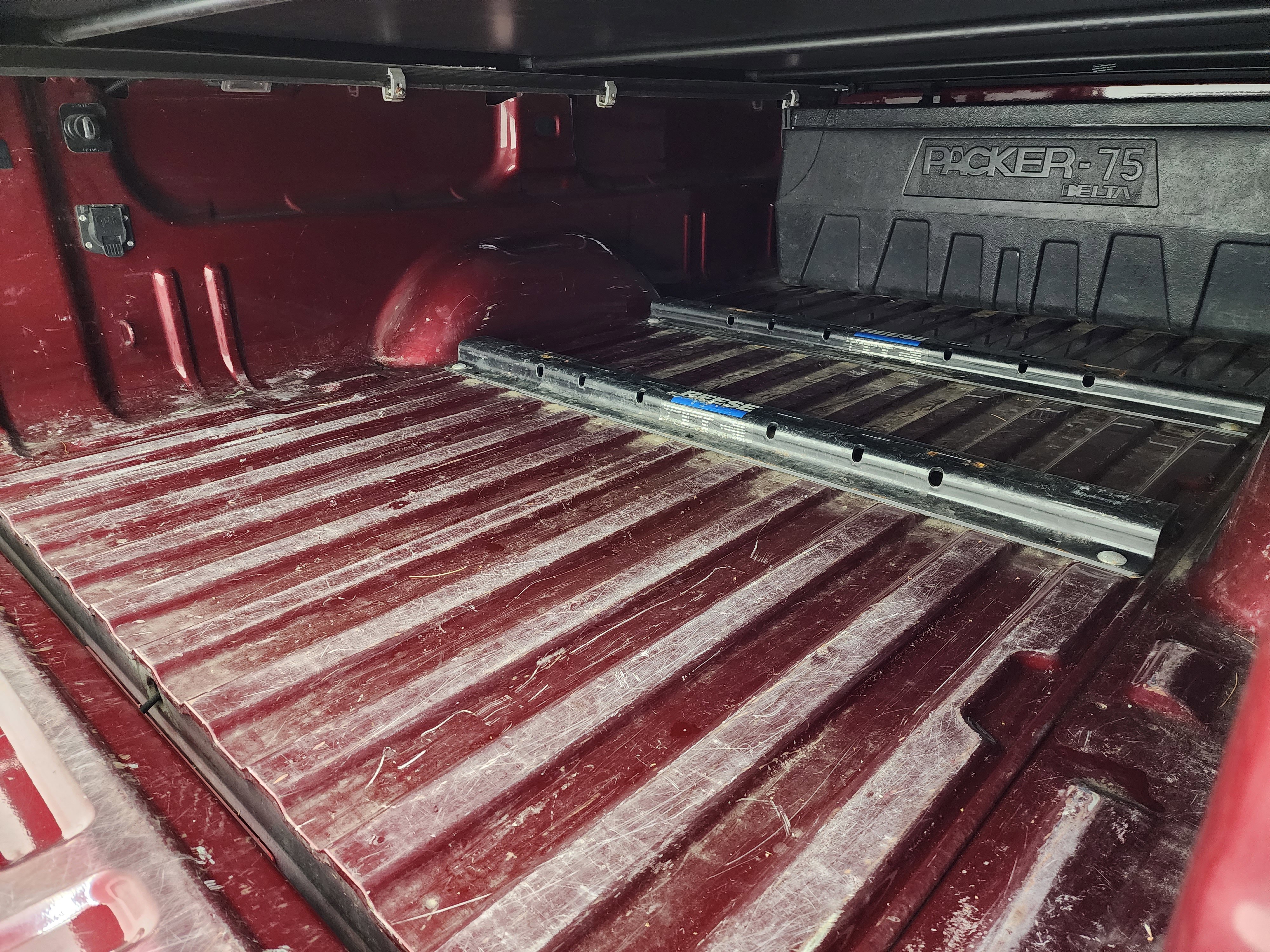 Used 2015 GMC Sierra 3500 SLT w/ Snow Plow Prep Package image 5