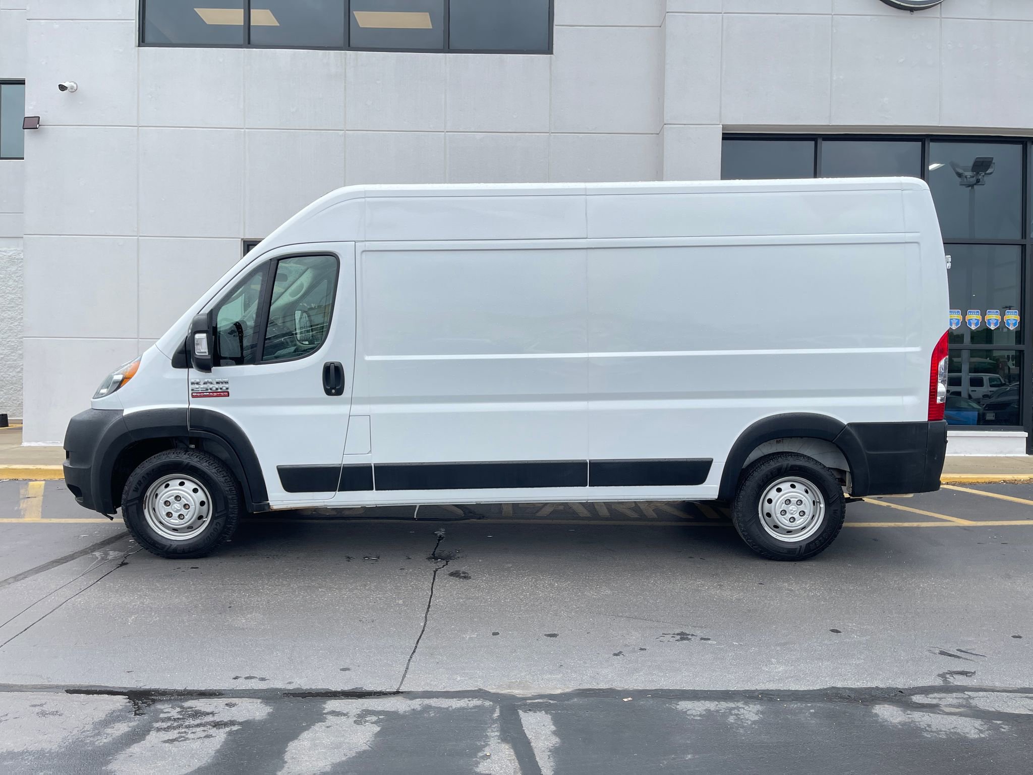 Used 2022 RAM ProMaster 2500 FWD image 6