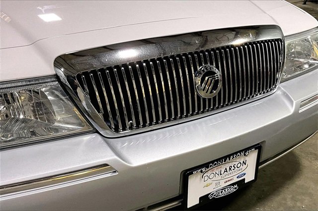 Used 2003 Mercury Grand Marquis GS image 10