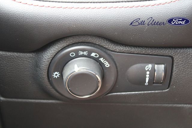Used 2024 Dodge Durango GT RWD image 23