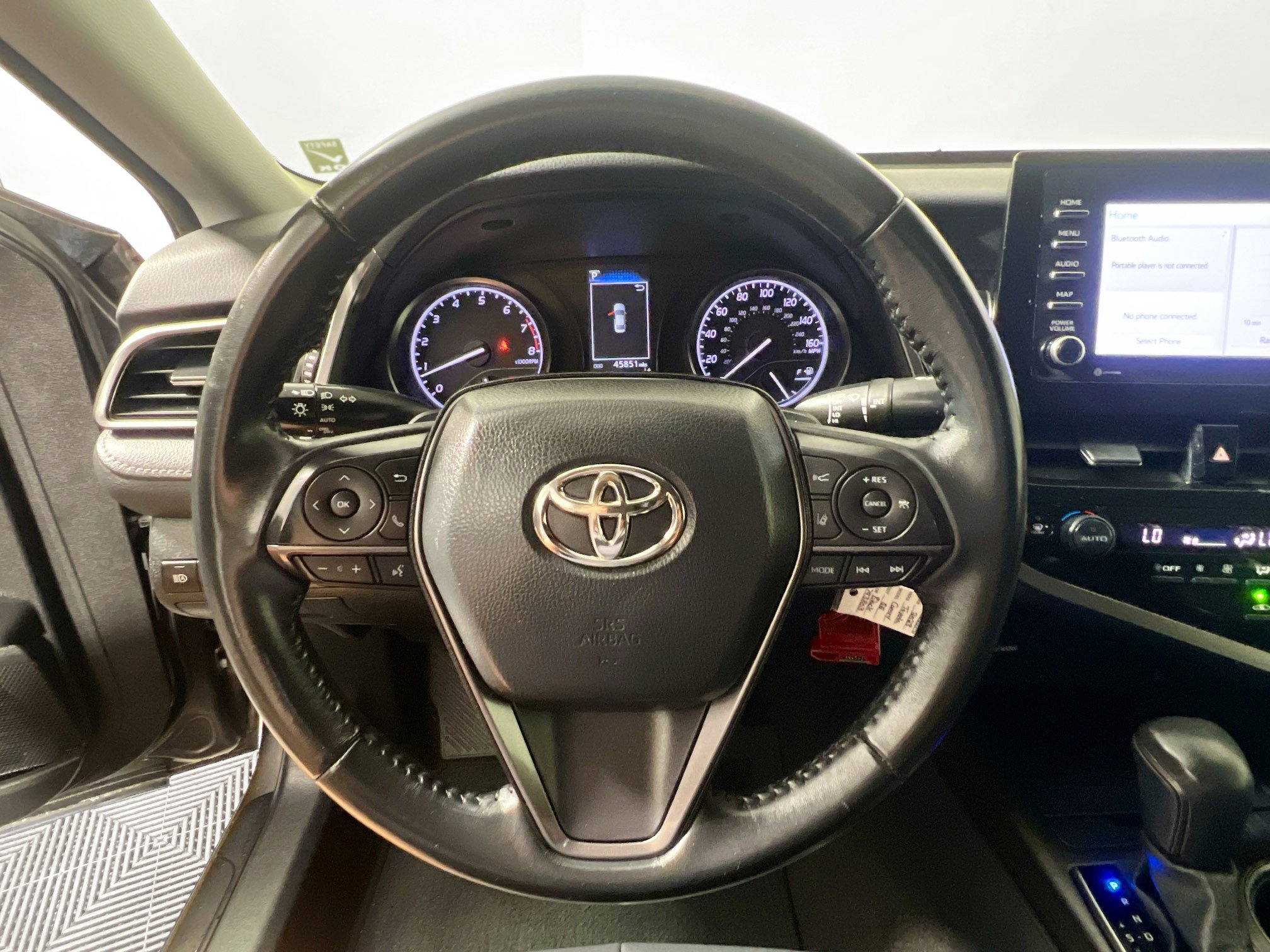 Used 2023 Toyota Camry SE image 17
