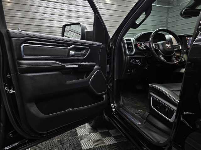 Used 2019 RAM 1500 Laramie w/ Sport Appearance Package AWD/4WD image 36