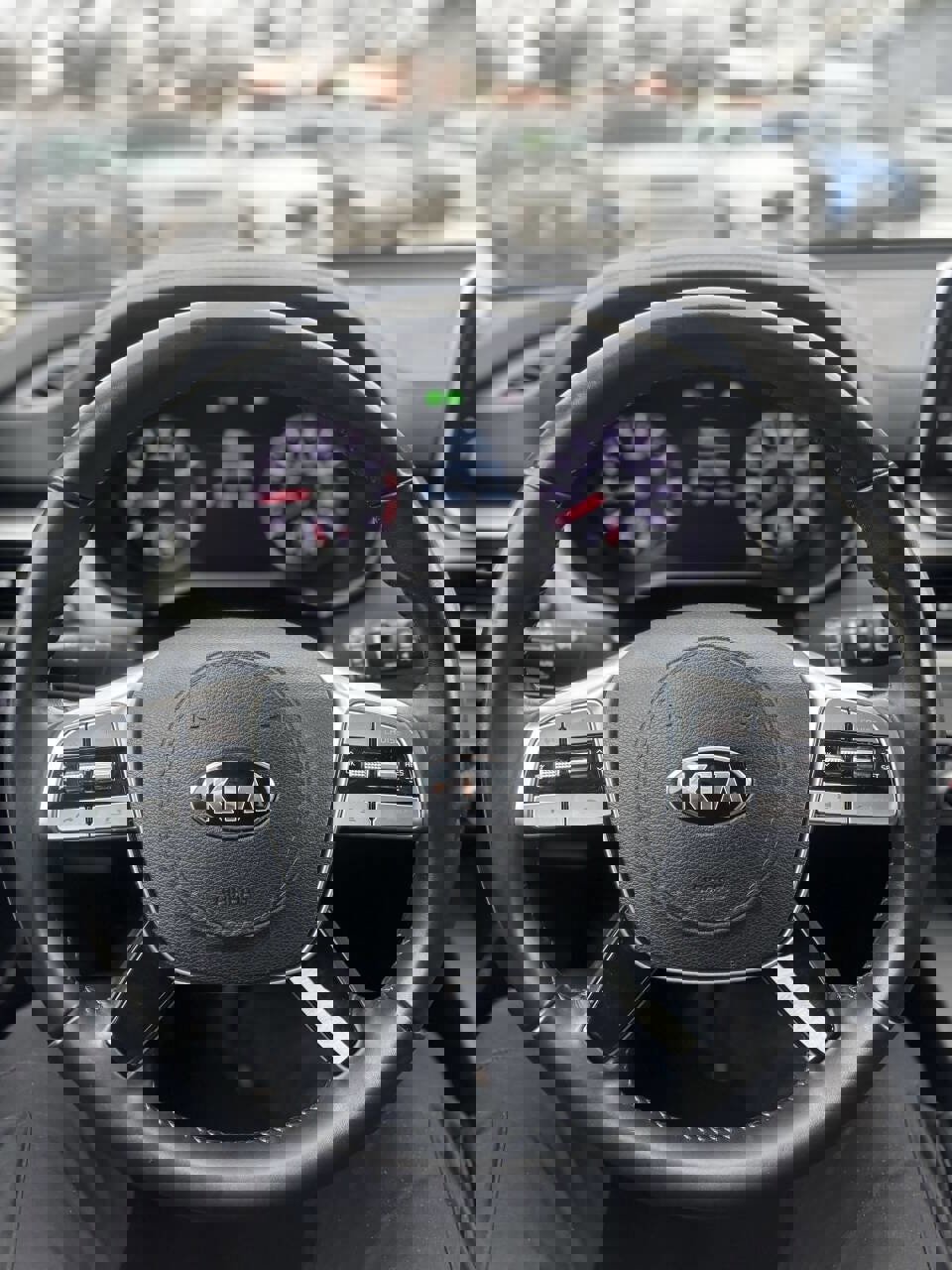 Used 2020 Kia Telluride LX image 12