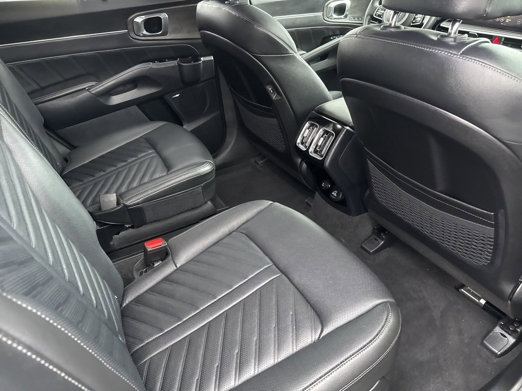 Used 2024 Kia Sorento SX Prestige image 28