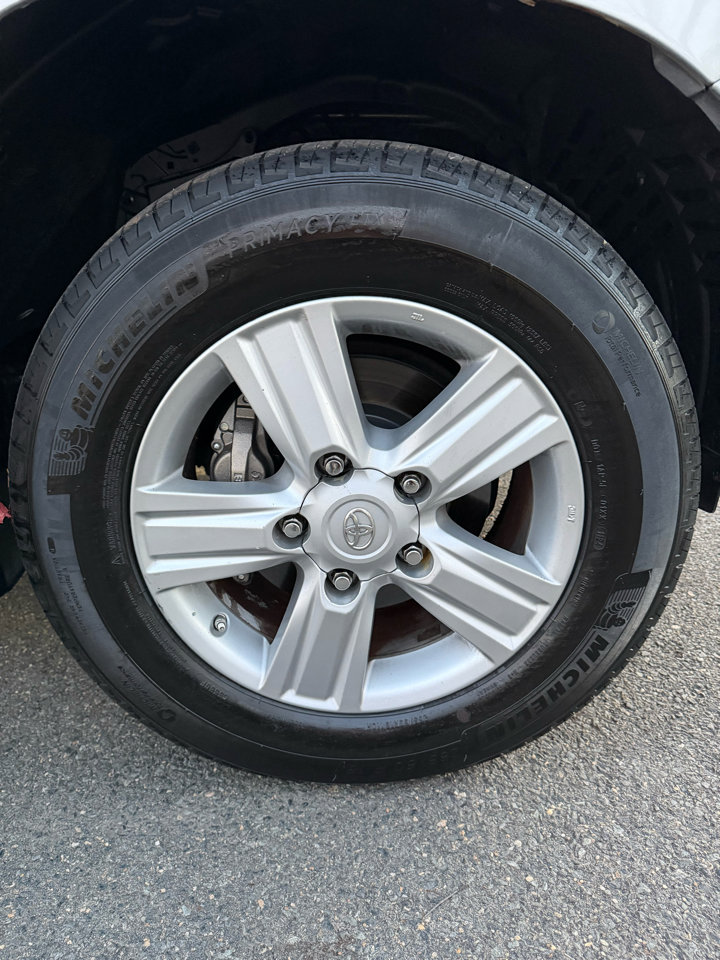 Used 2013 Toyota Land Cruiser image 37