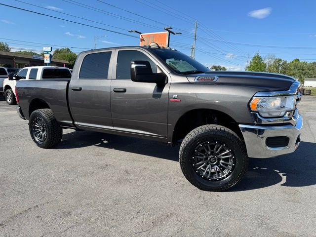 Used 2024 RAM 2500 Tradesman w/ Chrome Appearance Group AWD/4WD image 1