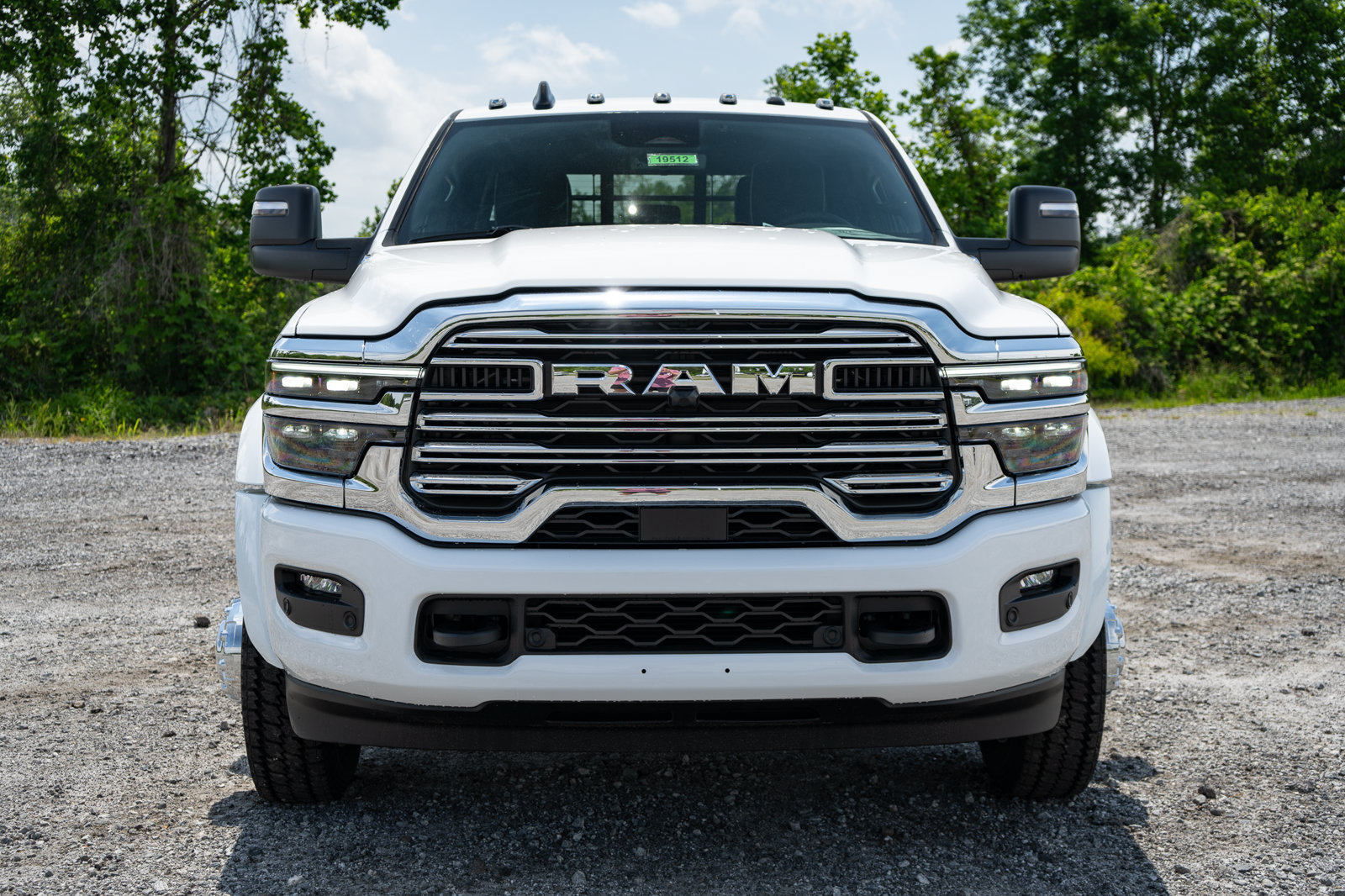 New 2026 RAM 4500 4x4 Crew Cab DRW w/ Laramie Trim Package image 8