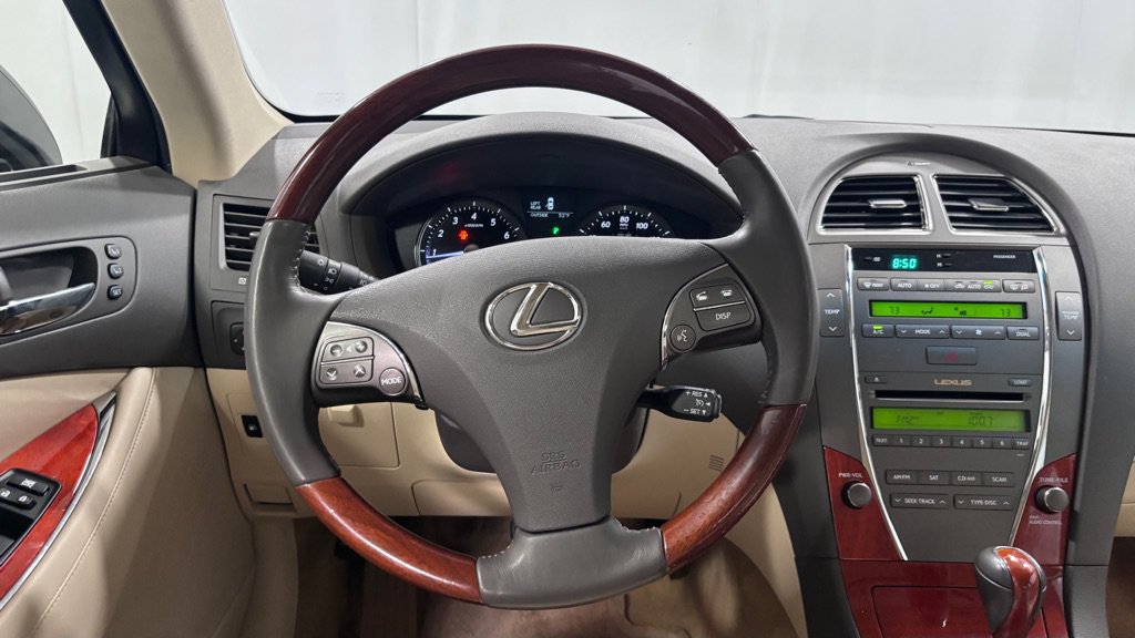 Used 2010 Lexus ES 350 w/ Preferred Accessory Package FWD image 13