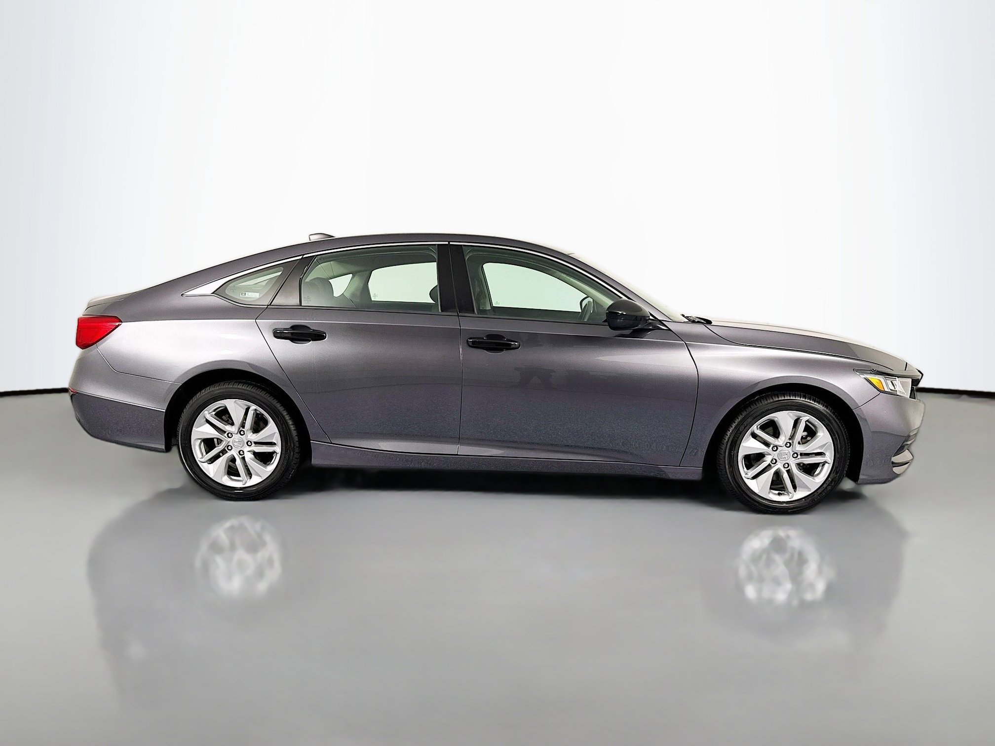 Used 2020 Honda Accord LX image 4