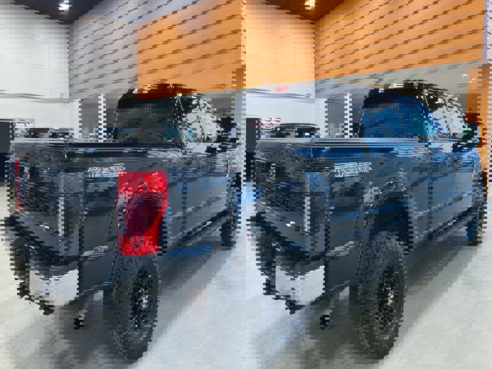 Used 2020 Ford F350 XLT w/ Tremor Off-Road Package image 5