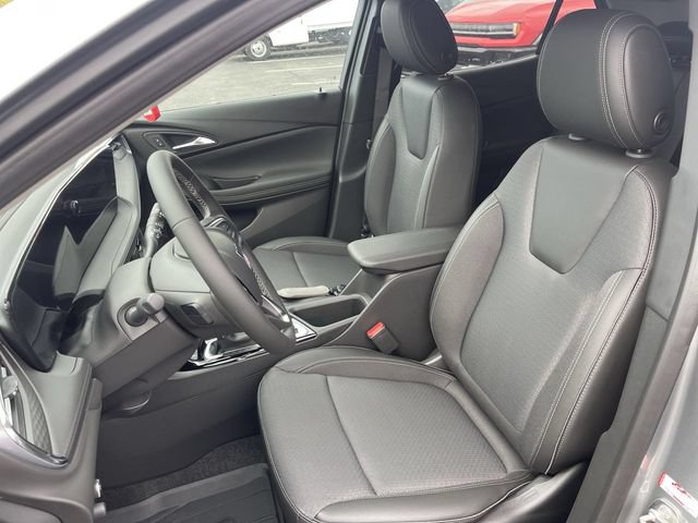 New 2026 Buick Encore GX Preferred w/ Advanced Technology Package FWD image 11