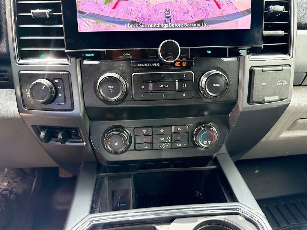 Used 2022 Ford F250 XLT w/ XLT Premium Package image 17