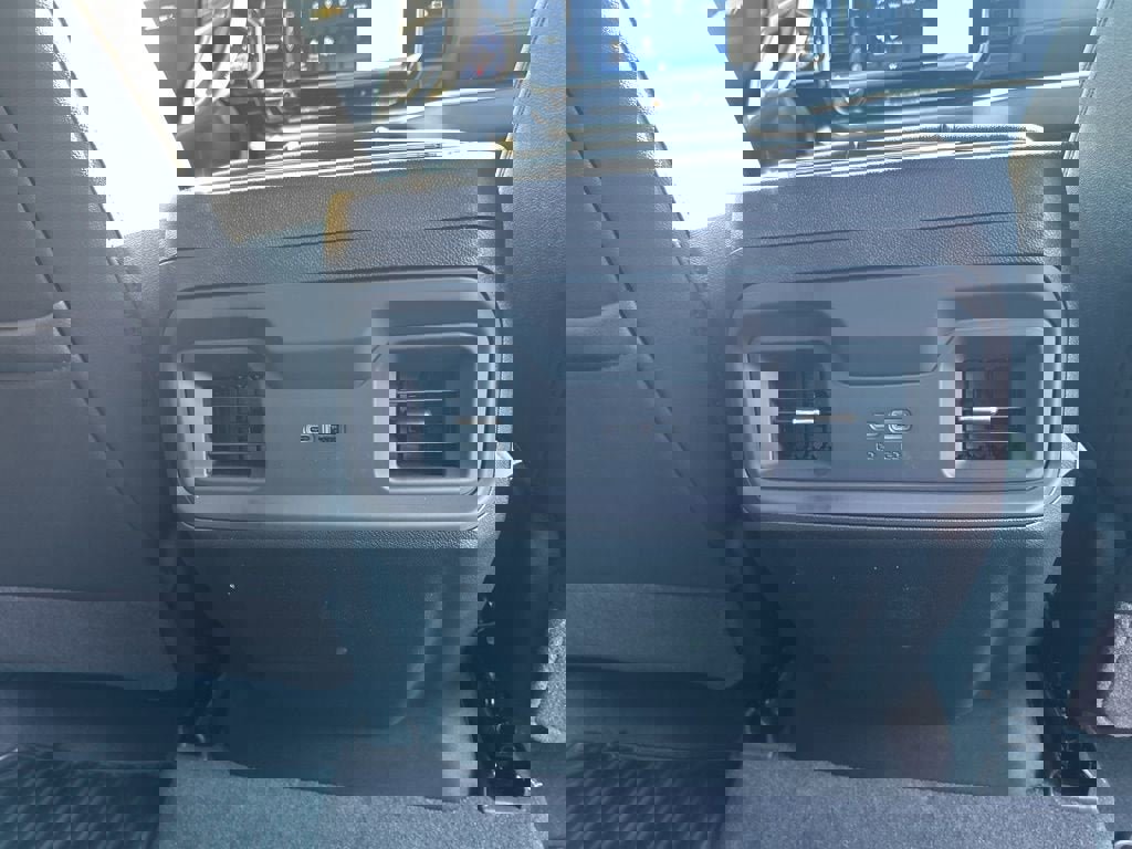 New 2026 Chevrolet Silverado 1500 LT w/ Leather Package image 21