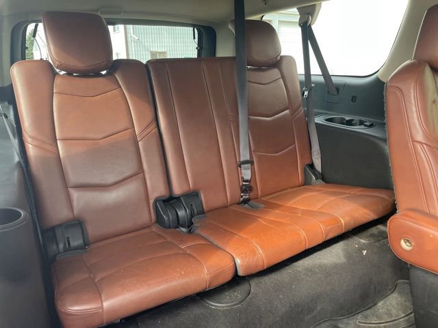 Used 2016 Cadillac Escalade ESV Luxury AWD/4WD image 22