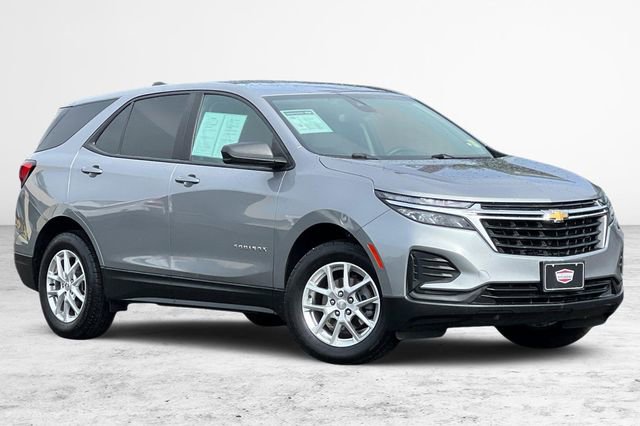 Used 2023 Chevrolet Equinox LS AWD/4WD image 1