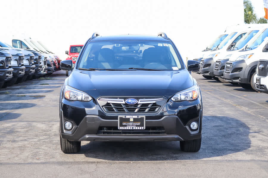 Used 2021 Subaru Crosstrek 2.0i Premium w/ Moonroof Package AWD/4WD image 2
