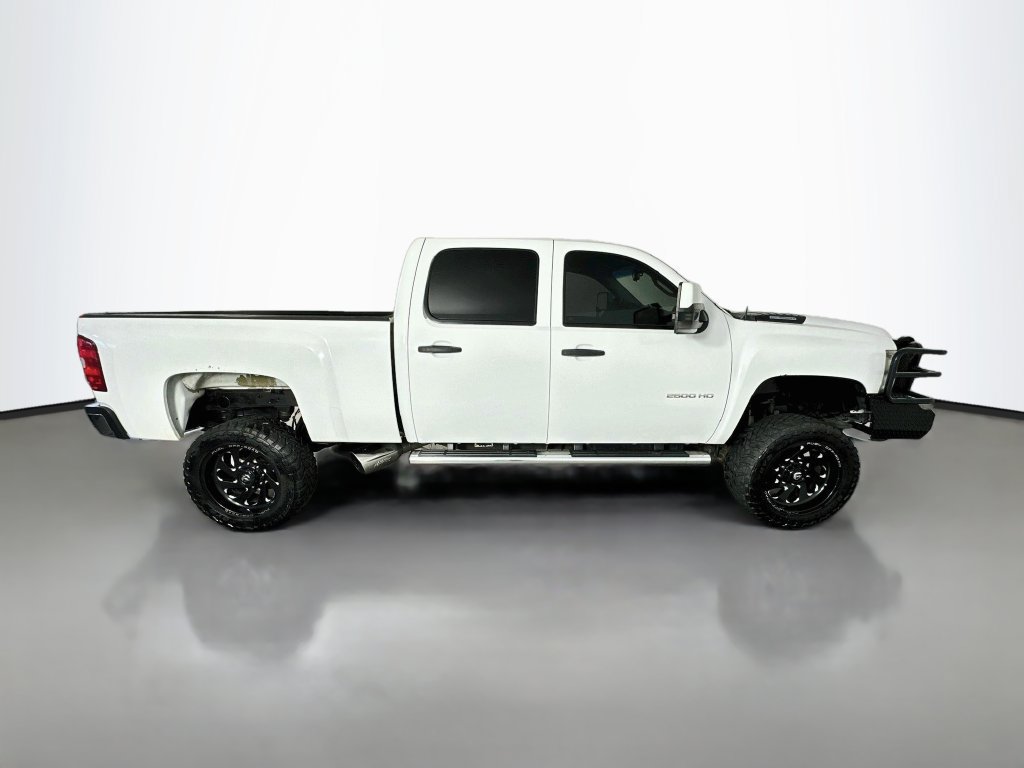 Used 2014 Chevrolet Silverado 2500 LT AWD/4WD image 8