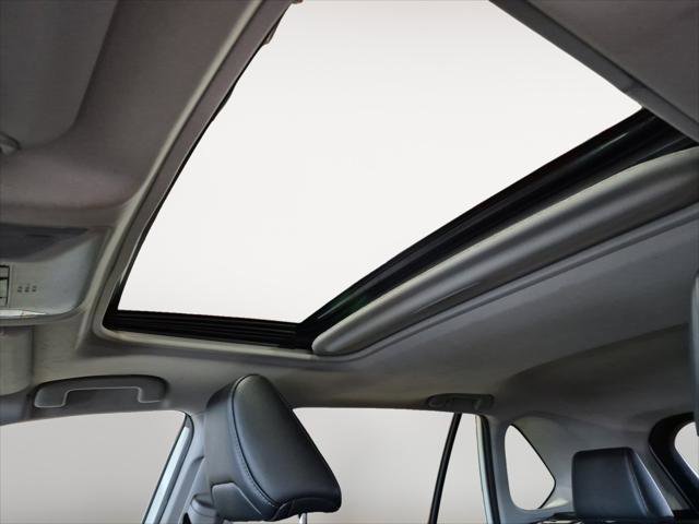 Used 2020 Toyota RAV4 Limited image 25