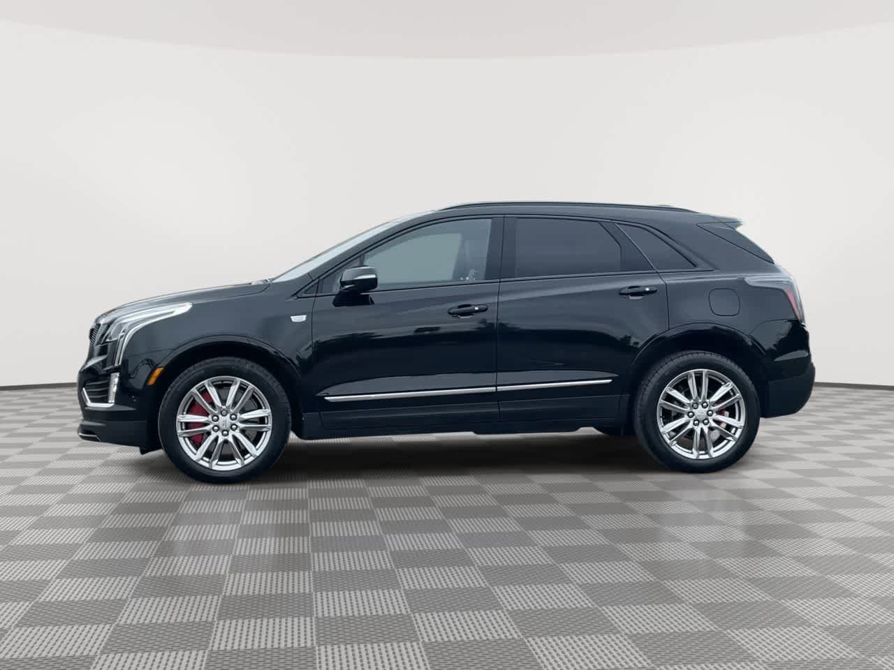 Used 2024 Cadillac XT5 Sportv w/ Technology Package AWD/4WD image 5