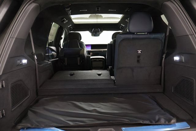 New 2026 Cadillac Escalade IQL Sport 2 w/ LPO, ONYX Package AWD/4WD image 25