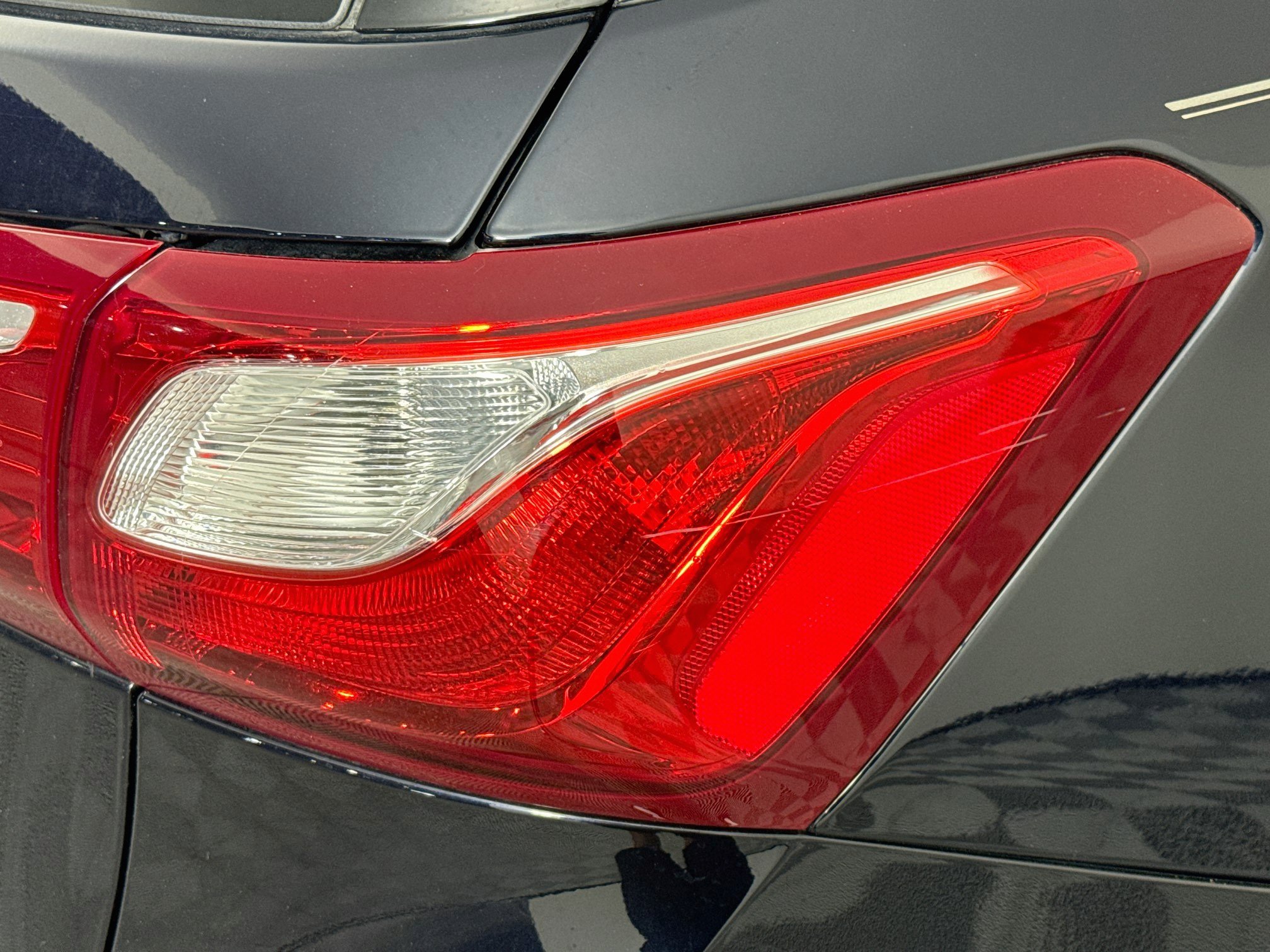 Used 2020 Chevrolet Equinox LT FWD image 42