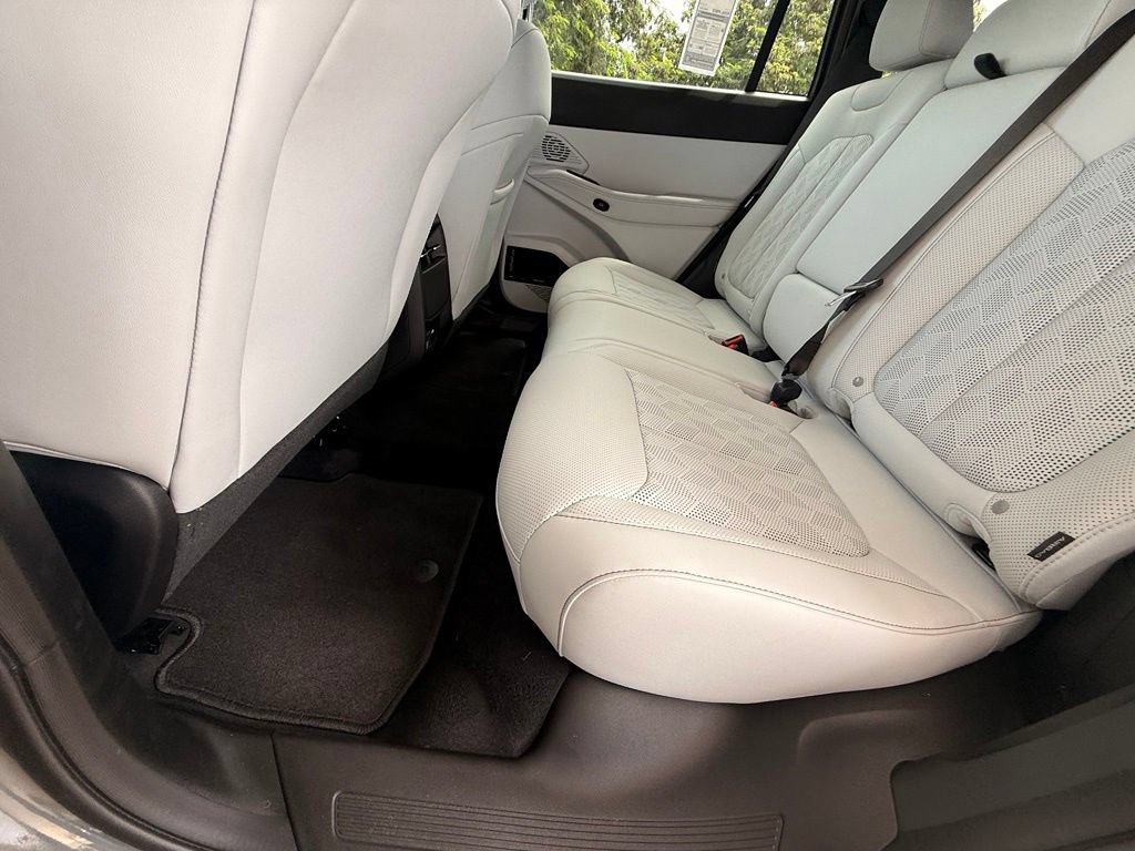 New 2026 Jeep Cherokee Overland AWD/4WD image 28